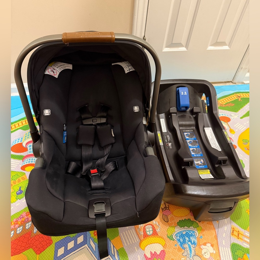Nuna pipa RX Infant Car Seat with Base 2021 - Picture 9 of 10